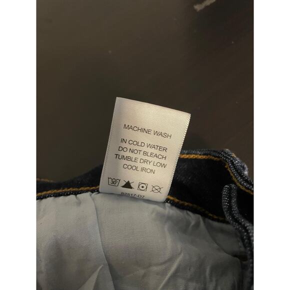 Judy Blue Jeans Womens 7/28 Dark Wash Wide Leg Raw Hem Cropped Stretch JB82517DK - Picture 6 of 10